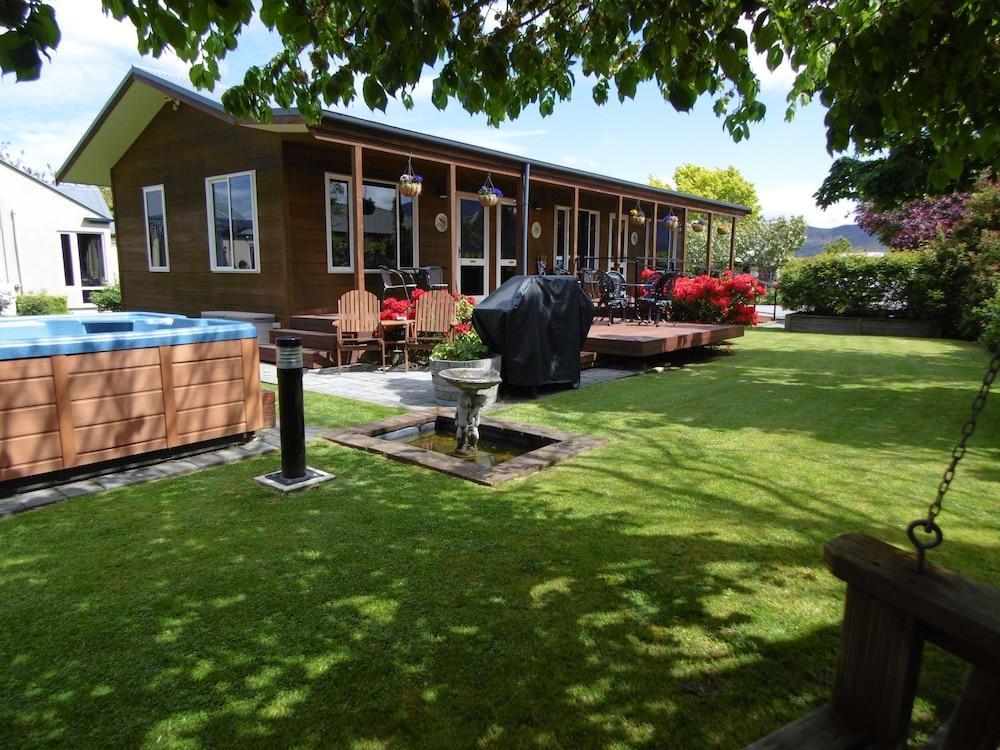 Blue Ridge Studios And Bed & Breakfast Te Anau Buitenkant foto