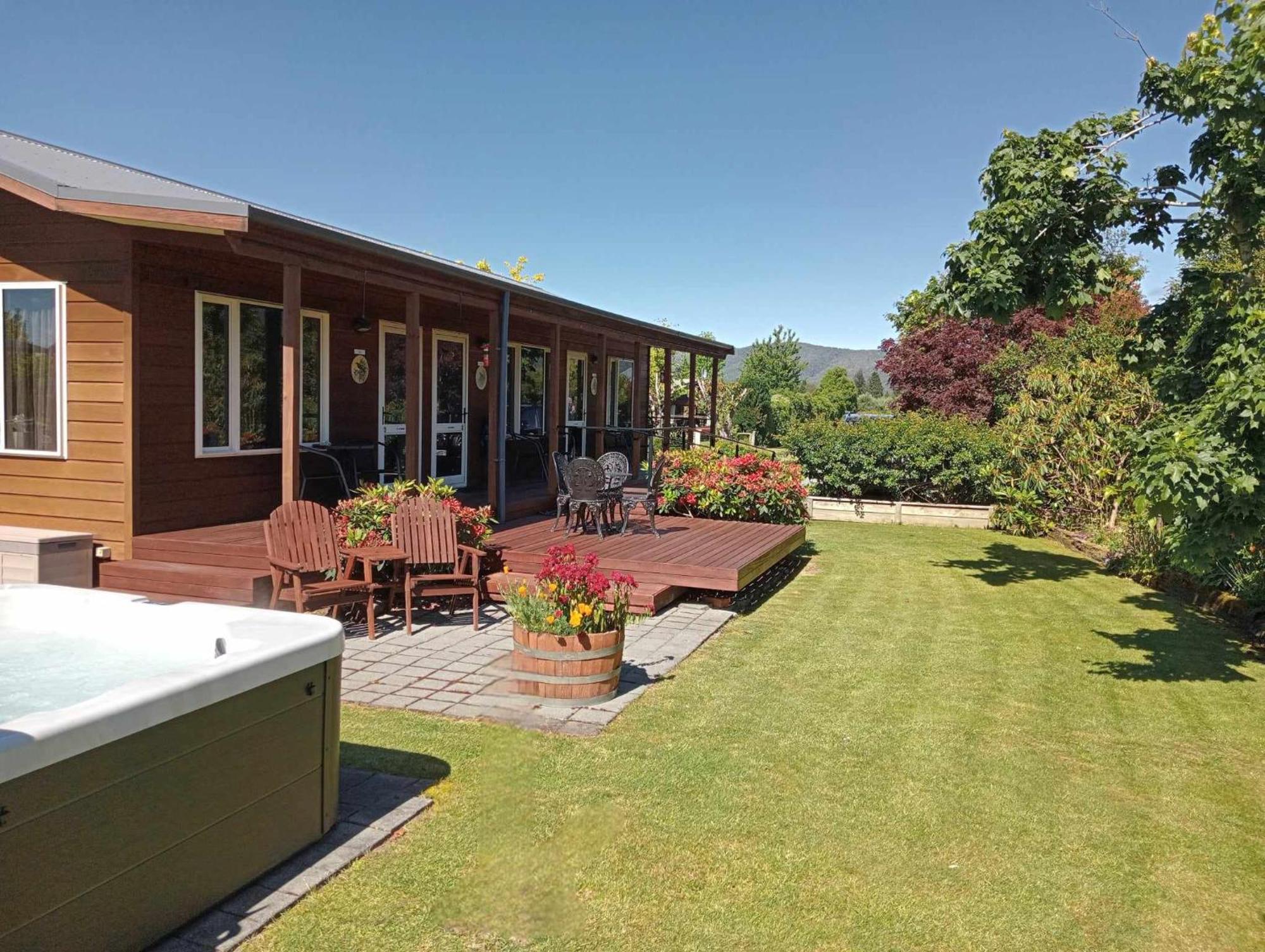 Blue Ridge Studios And Bed & Breakfast Te Anau Buitenkant foto