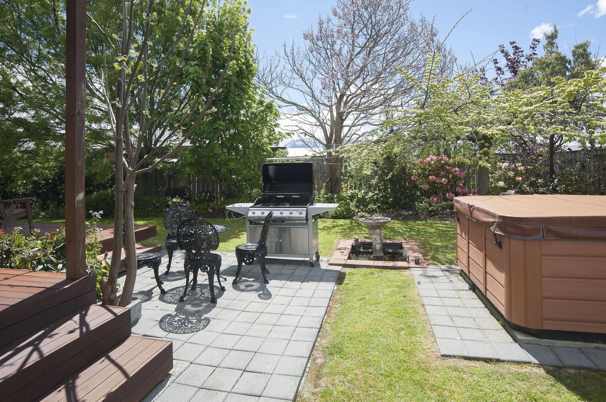 Blue Ridge Studios And Bed & Breakfast Te Anau Buitenkant foto