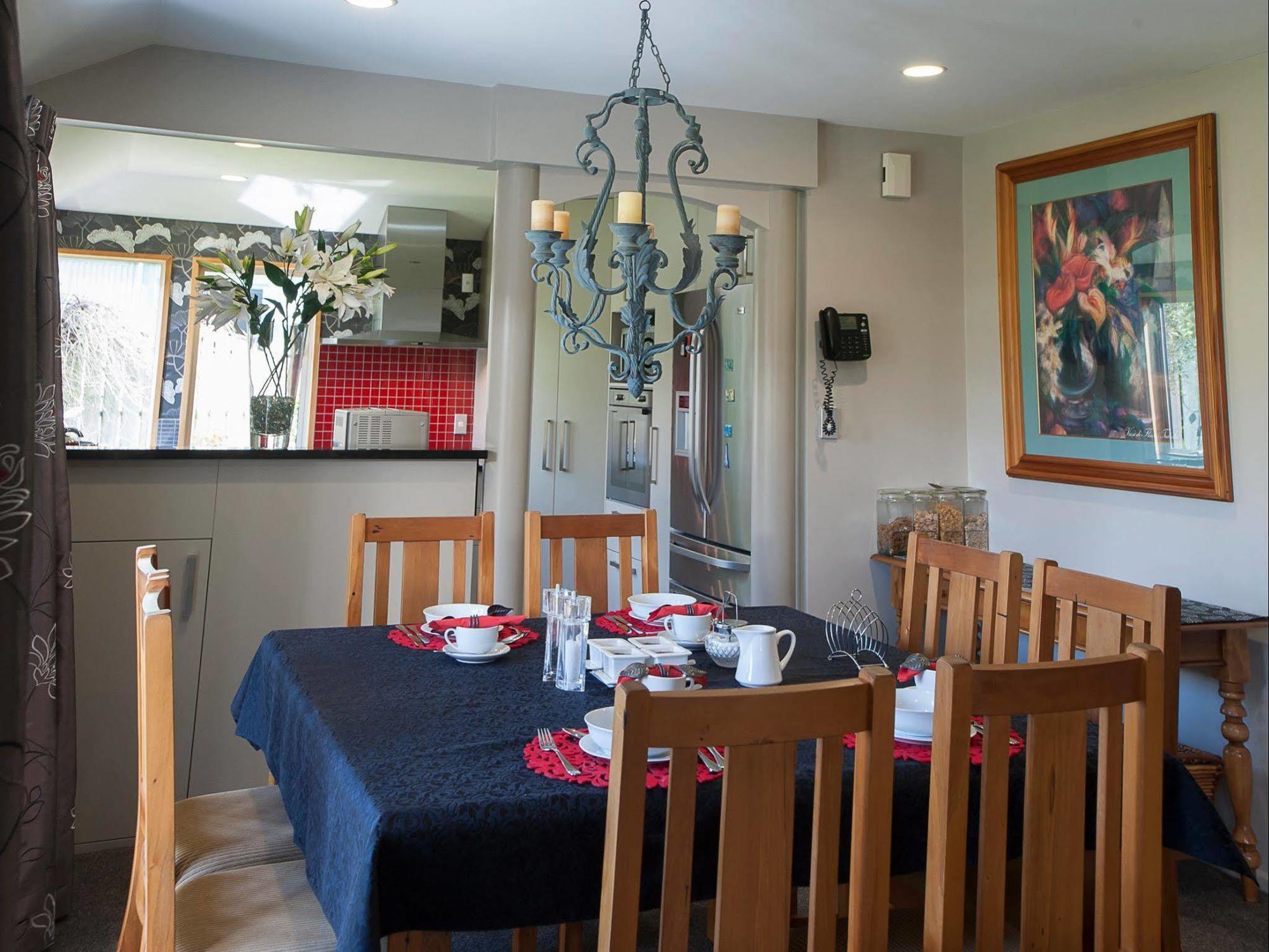 Blue Ridge Studios And Bed & Breakfast Te Anau Buitenkant foto
